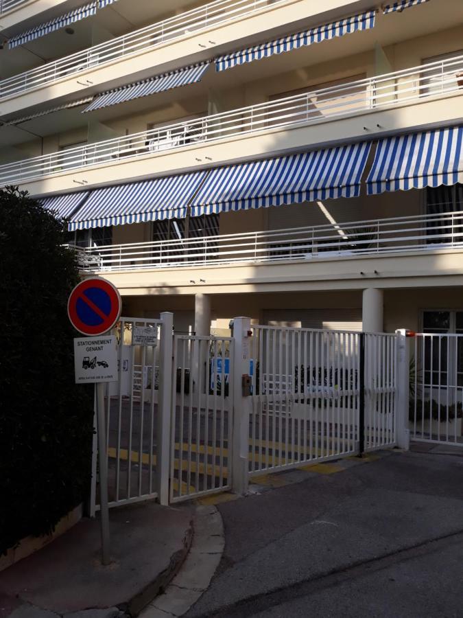 Le Palais du Tropique appartement vue mer 5é étage avec ascenseur Juan-les-Pins Exterior foto