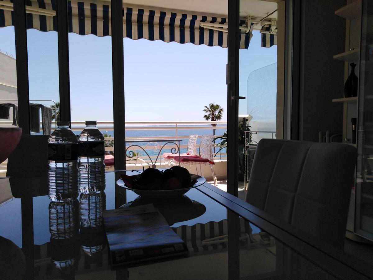 Le Palais du Tropique appartement vue mer 5é étage avec ascenseur Juan-les-Pins Exterior foto